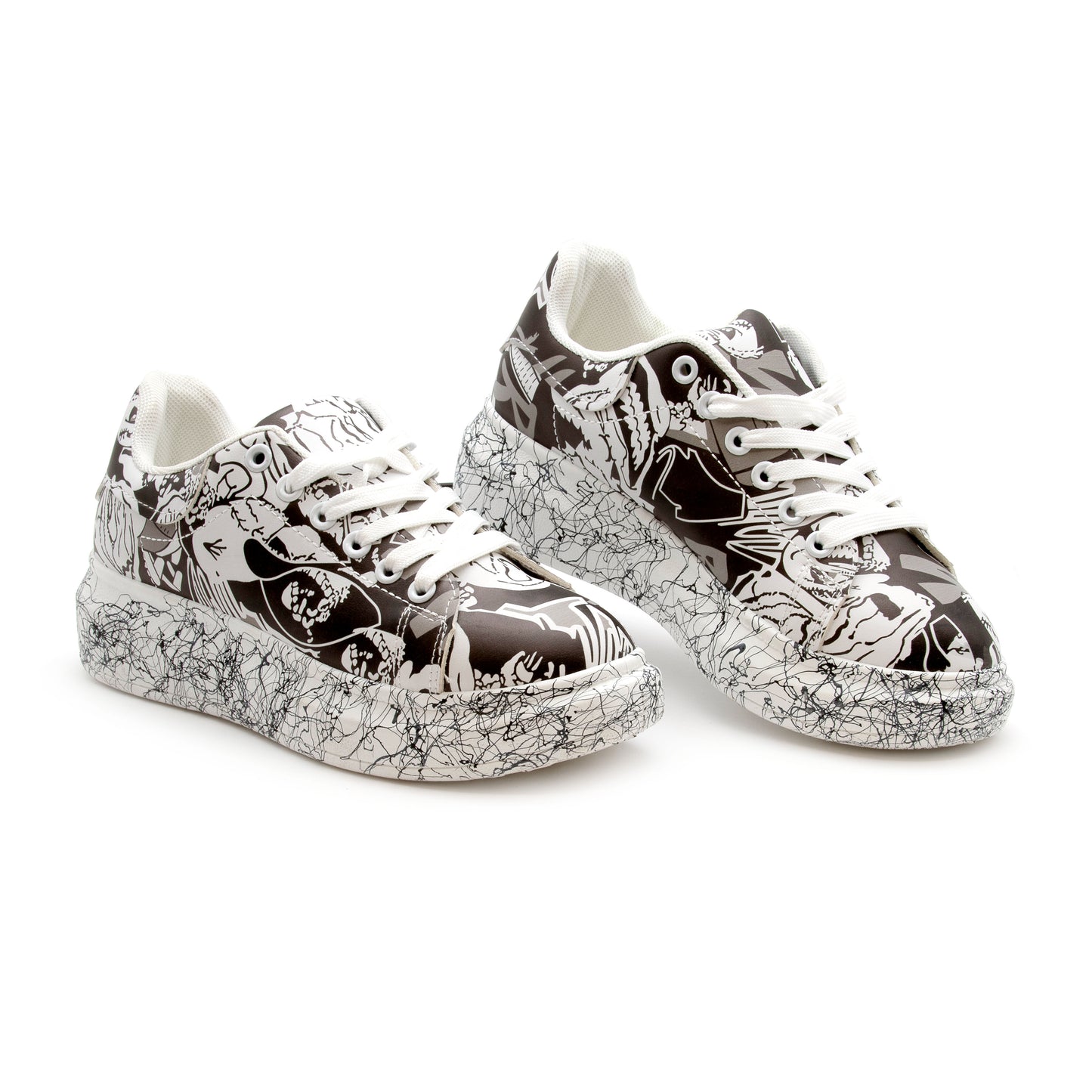 Fashion Lace Up Low Top Platform Shoes.