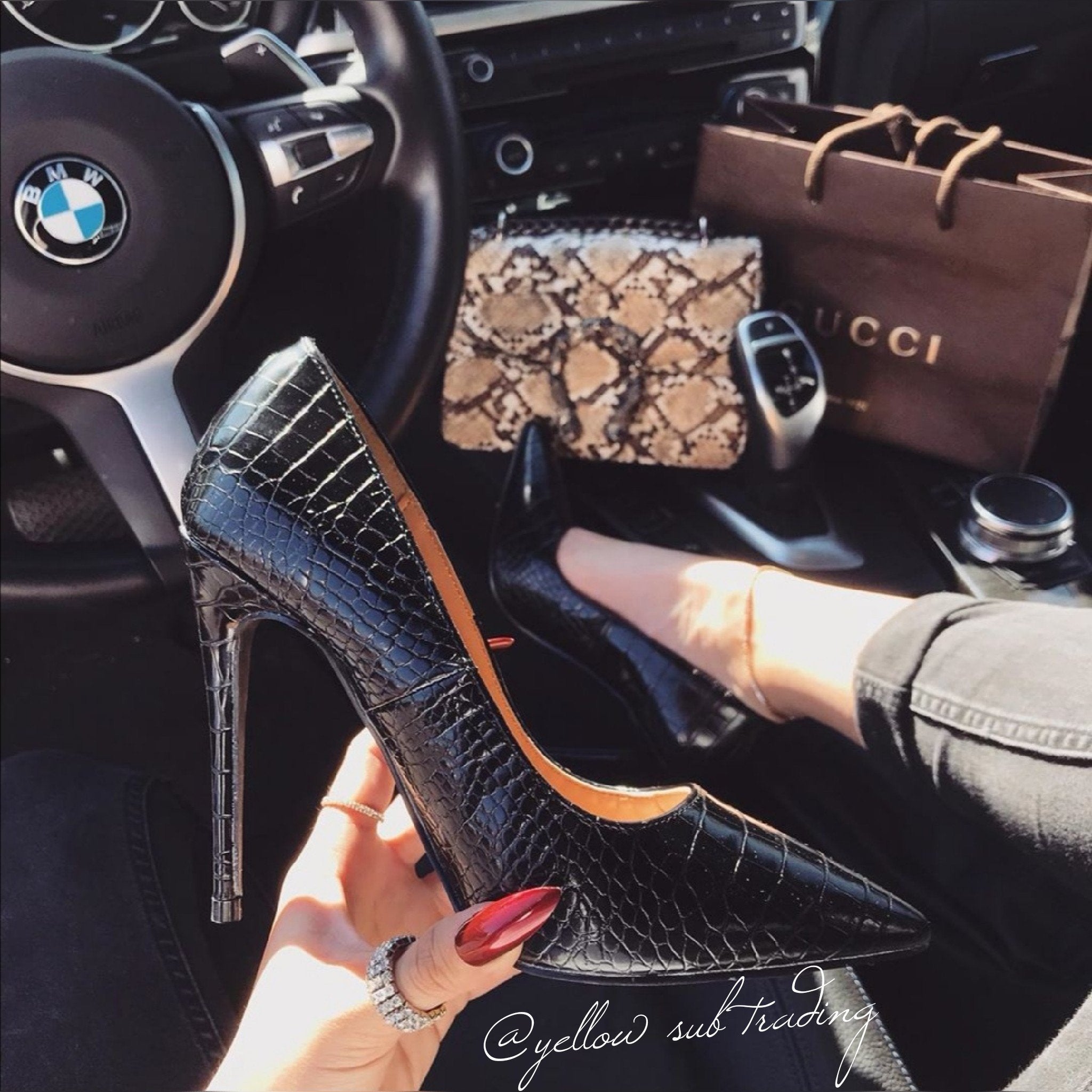 Pointed Toe high heels  - YELLOW SUB TRADING 