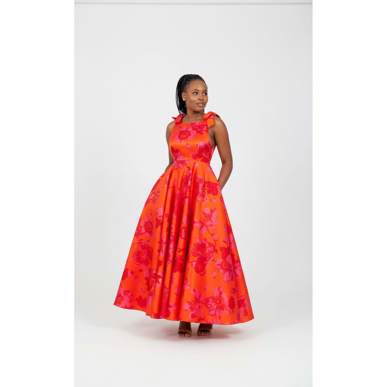 Uylee's Boutique Striped Floral Round Neck Sleeveless Maxi Dress main image 1