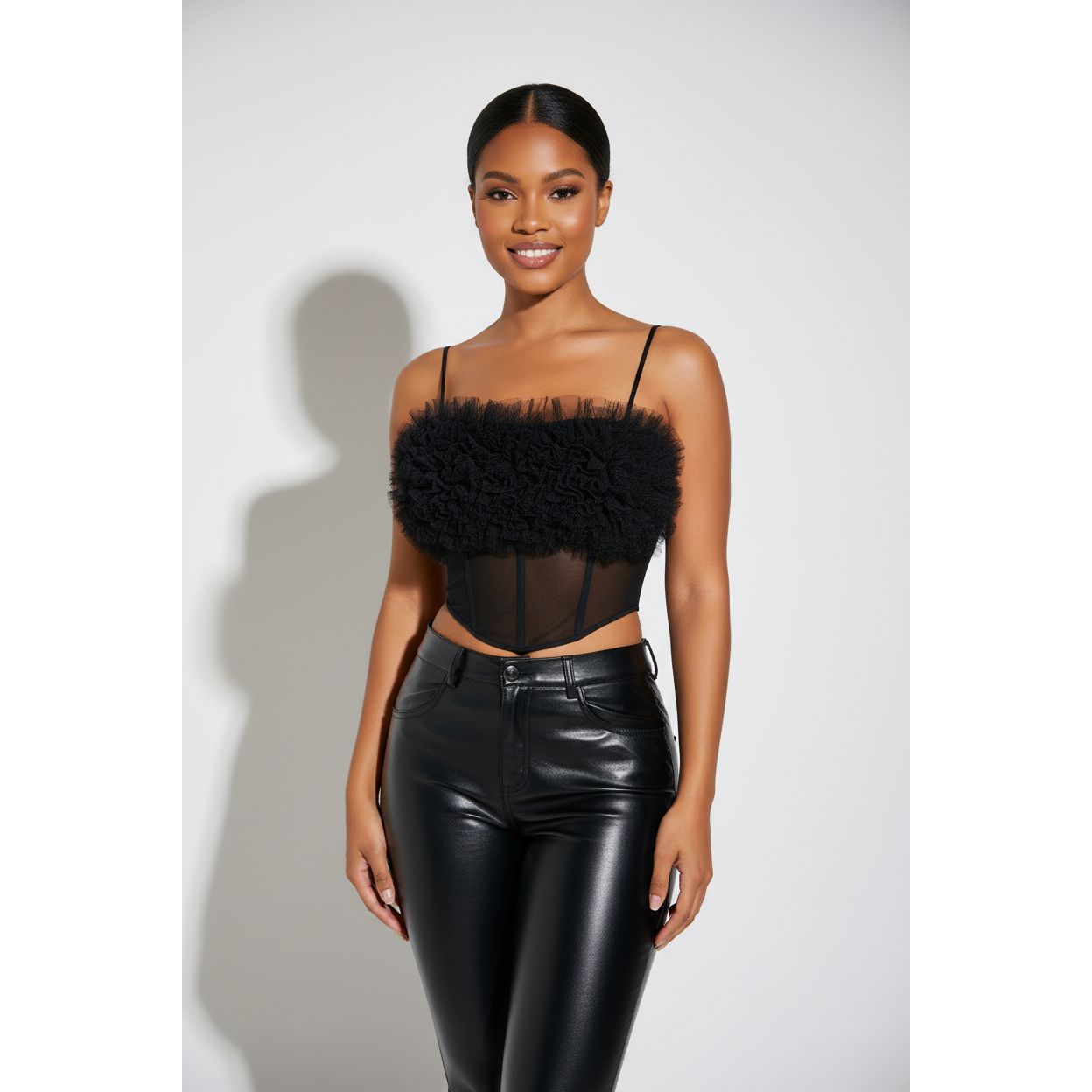 Slim-Fit Cropped Strapless Top With 3D Floral Lace.