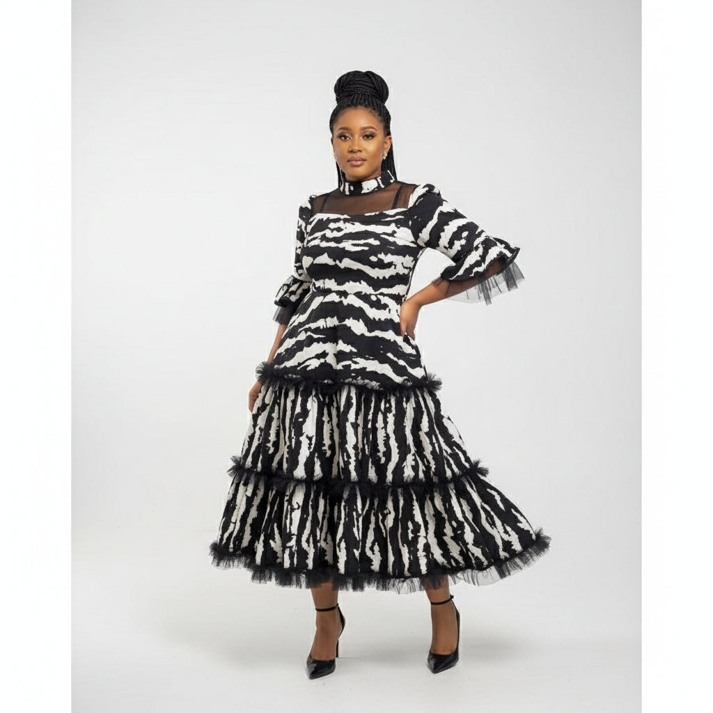 Short Flare Lace Sleeve Pleated Maxi Dress