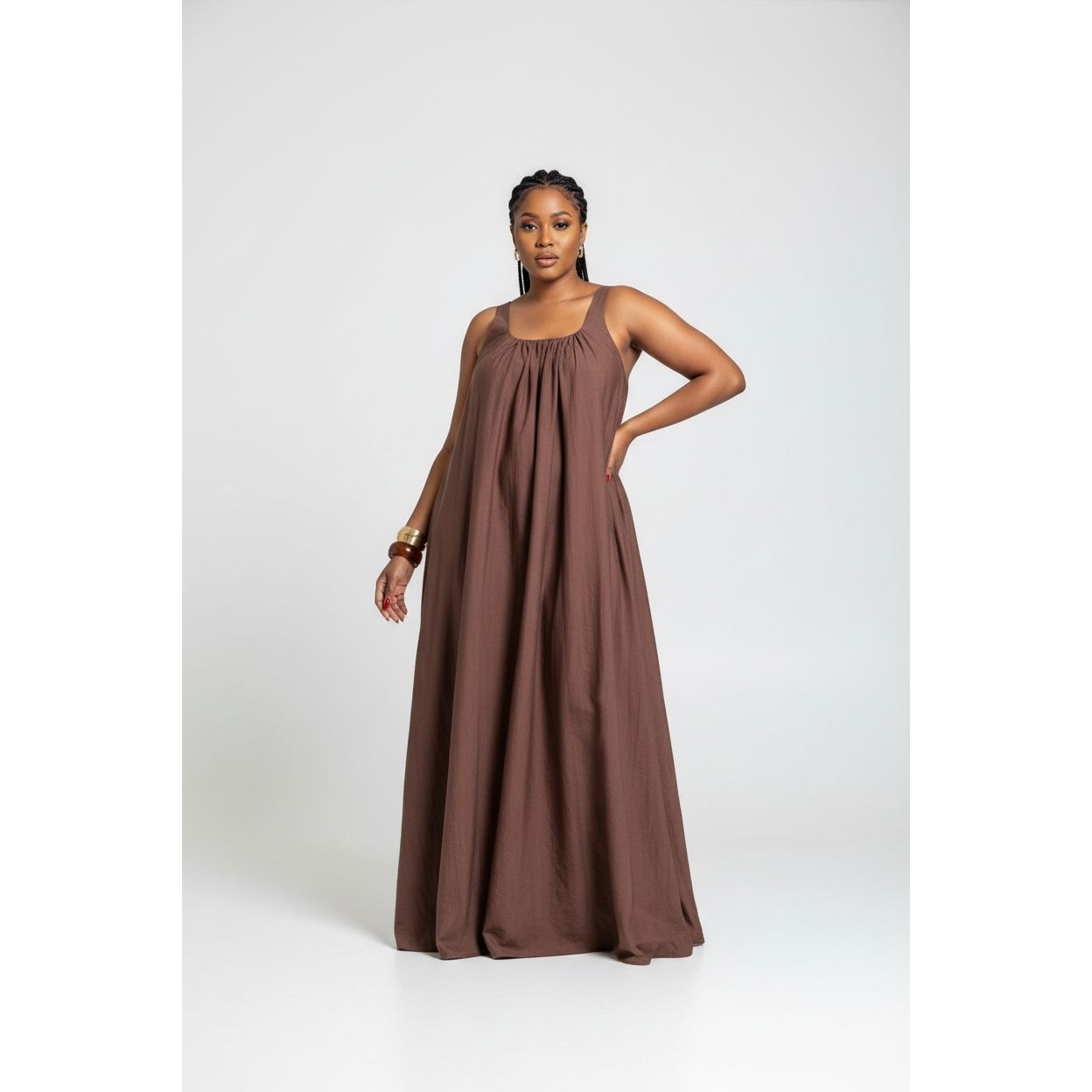 Flowy Sleeveless Style Maxi Dress.