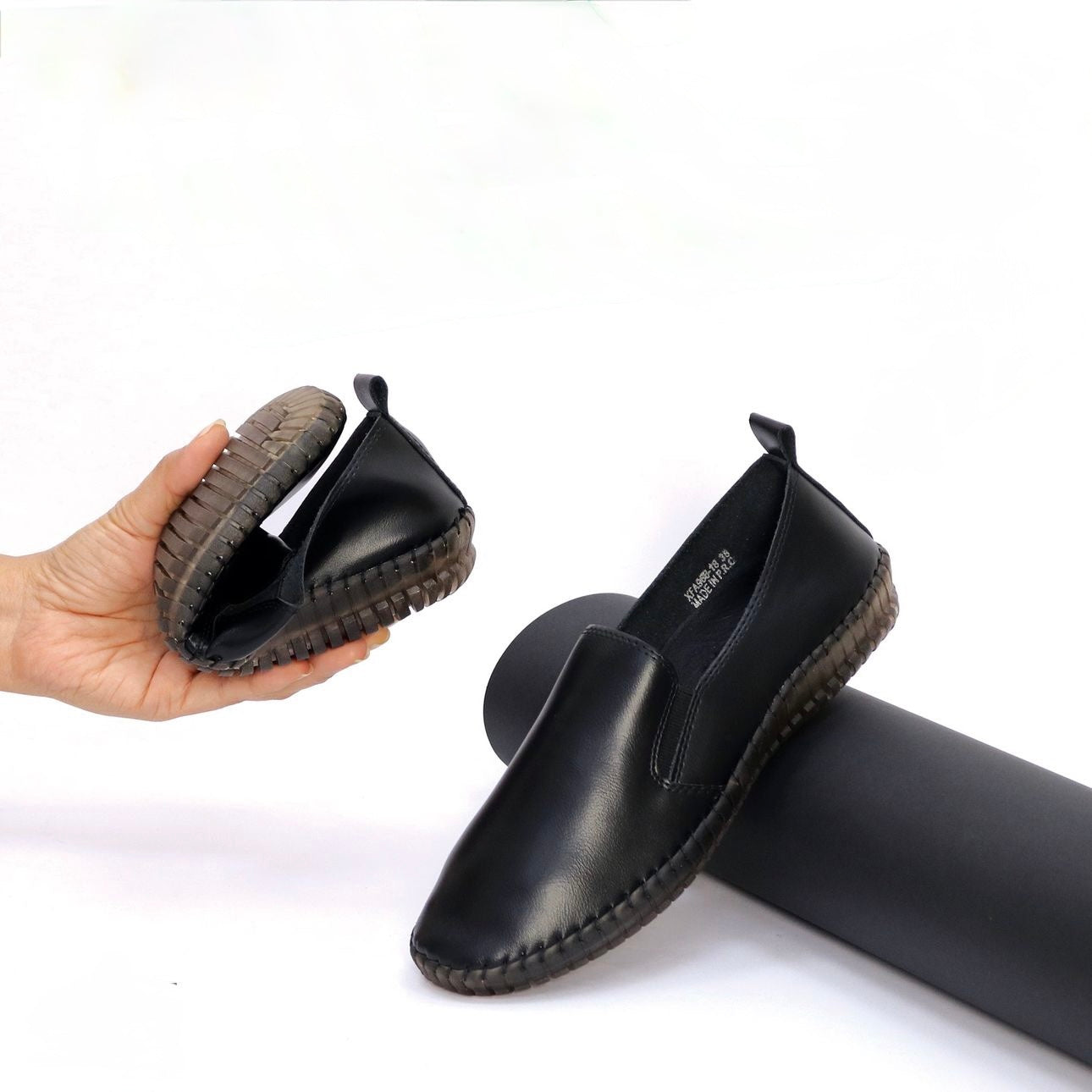 Simple Top-Sider Shoes.