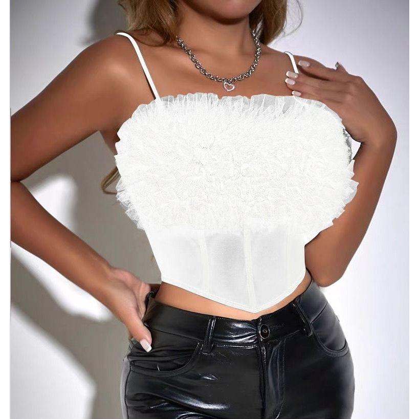 Slim-Fit Cropped Strapless Top With 3D Floral Lace.