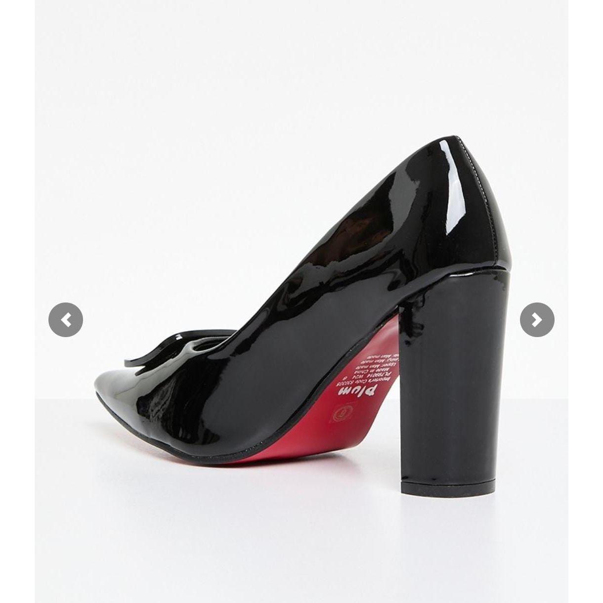 Starlet Status Glossy Pointed Toe Booties (Black)