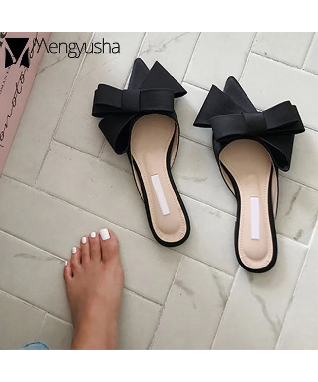 Pointed Bow Flat Bottom