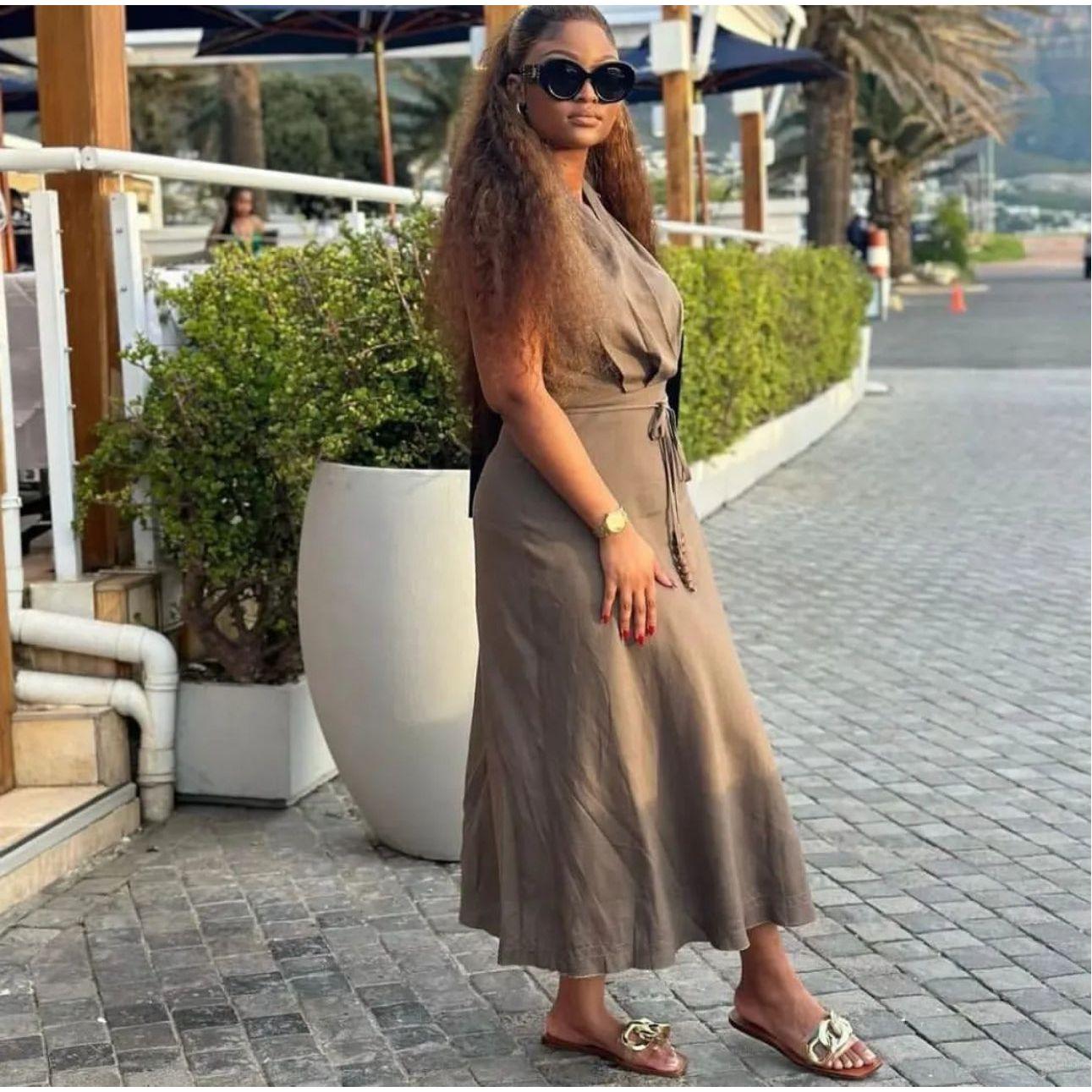 Halter-neck Sleeveless Vintage Dress