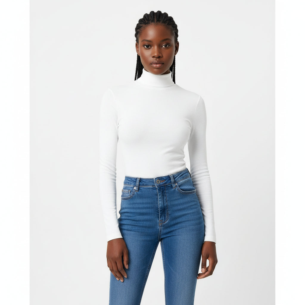 Light White Turtleneck Poloneck.