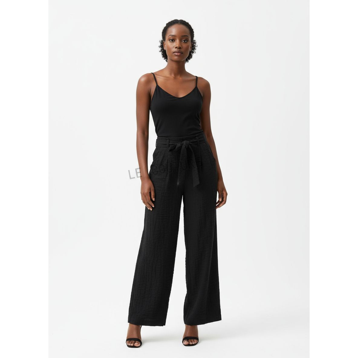 Elastic Waistband Pockets Leg Pants.