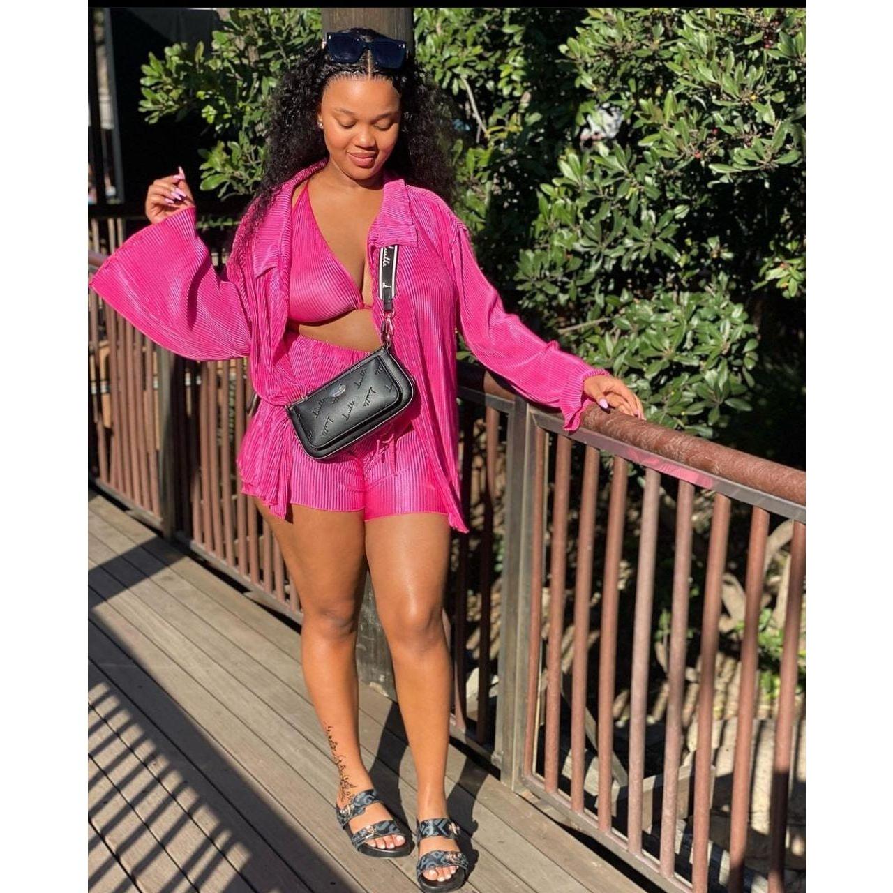 Mini Pleats Sexy Outfit Set