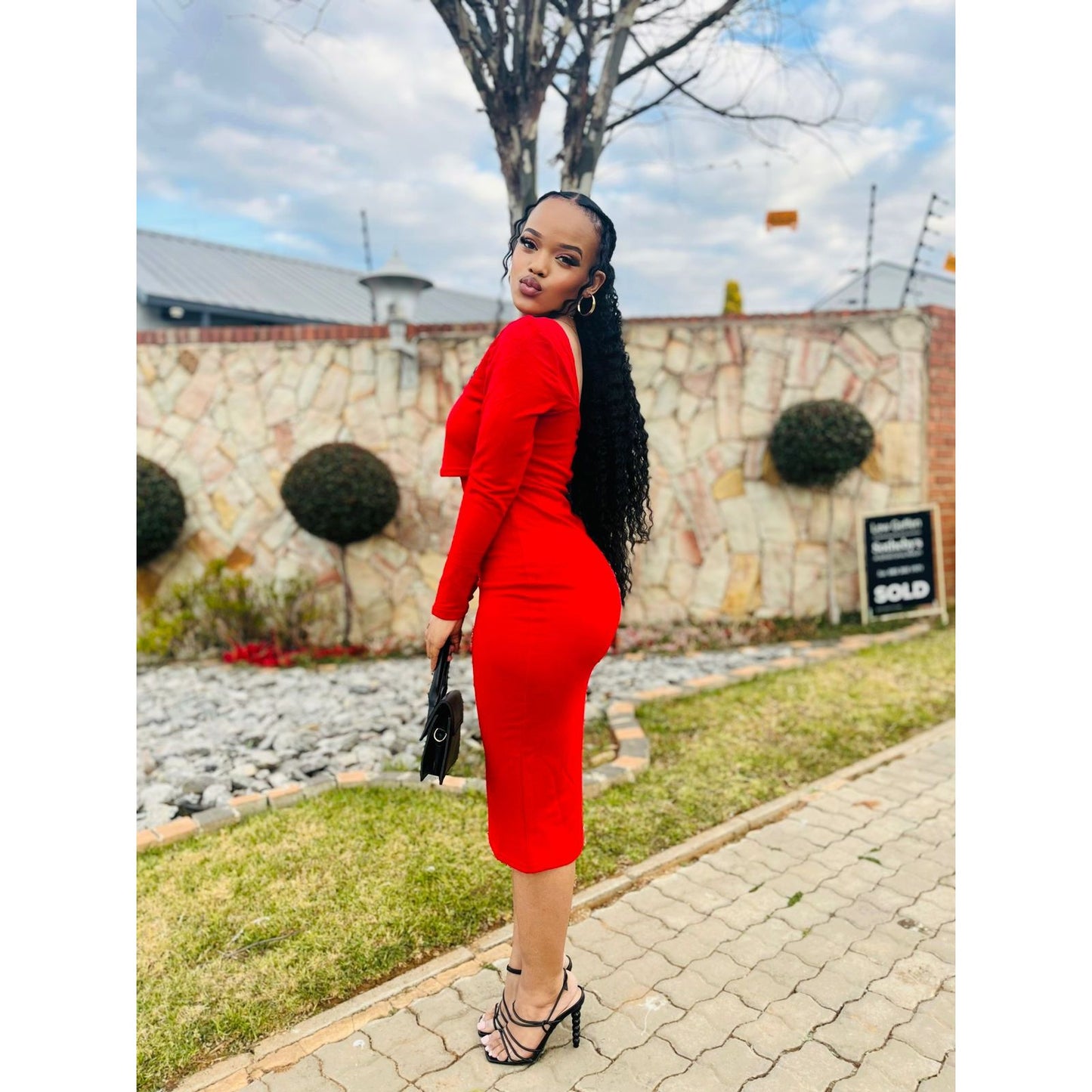 Bodycon One Hand Off Shoulder Dress