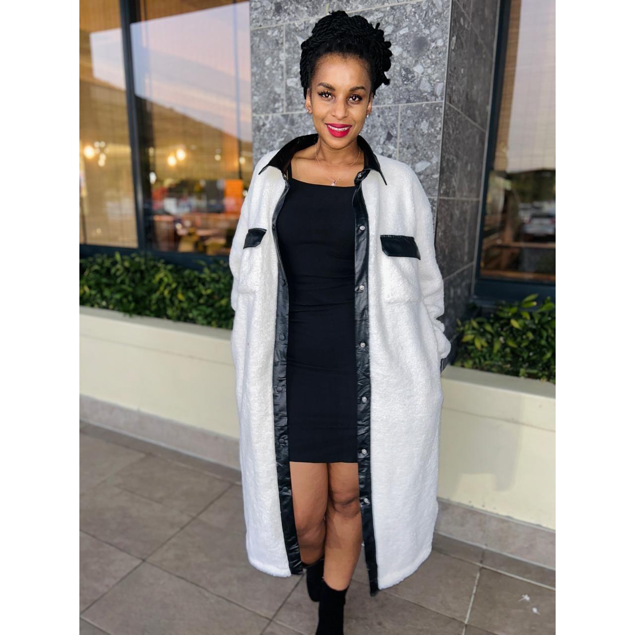 Vintage Woolen Buttoned Coat