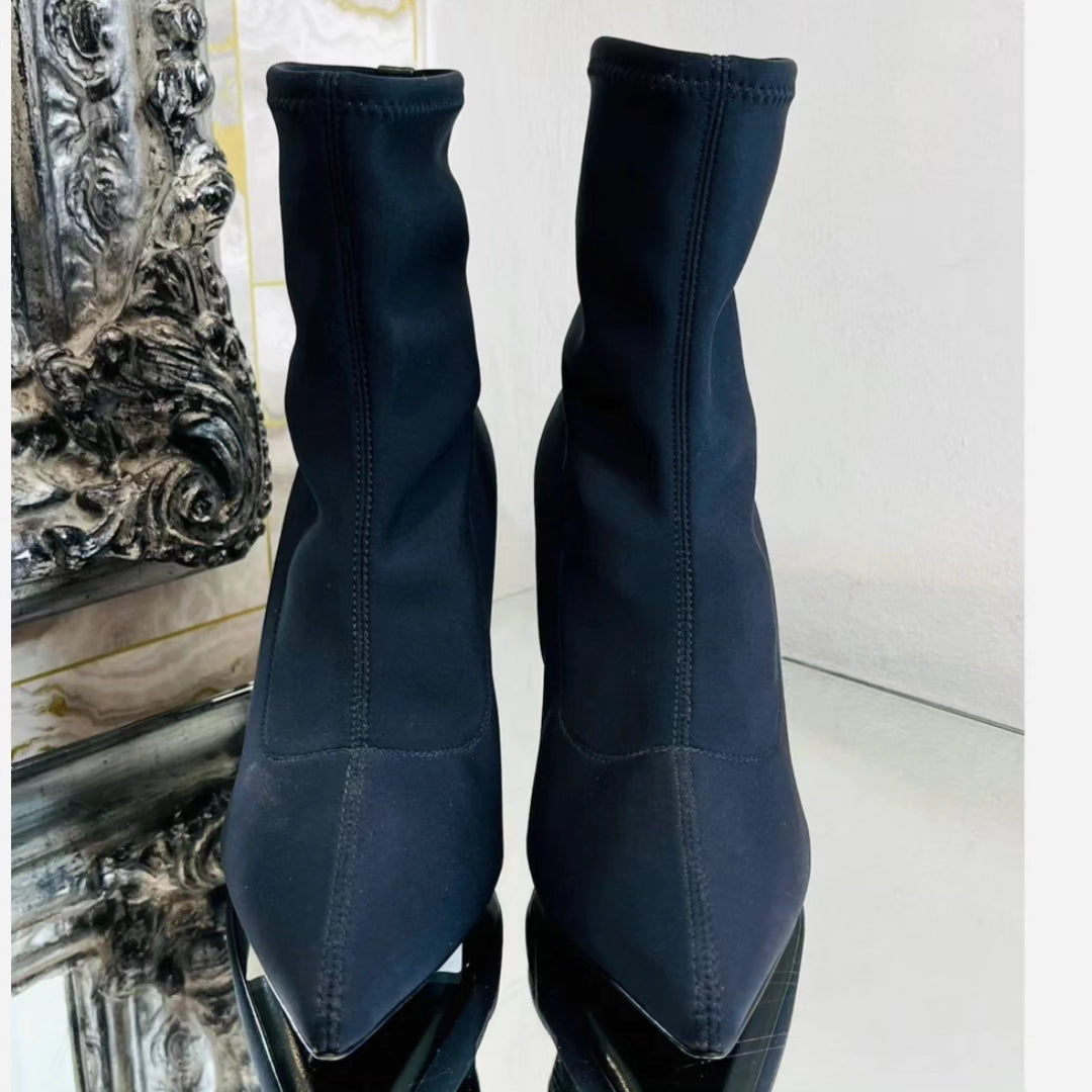 Classy Pointed Toe Boots