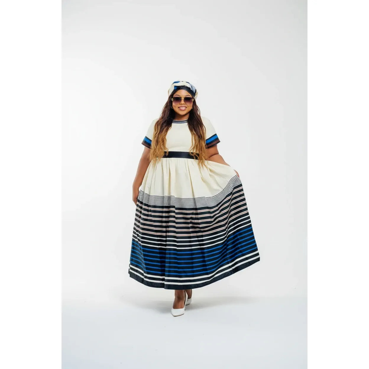 Round Neck Short Sleeves Traditional Dress