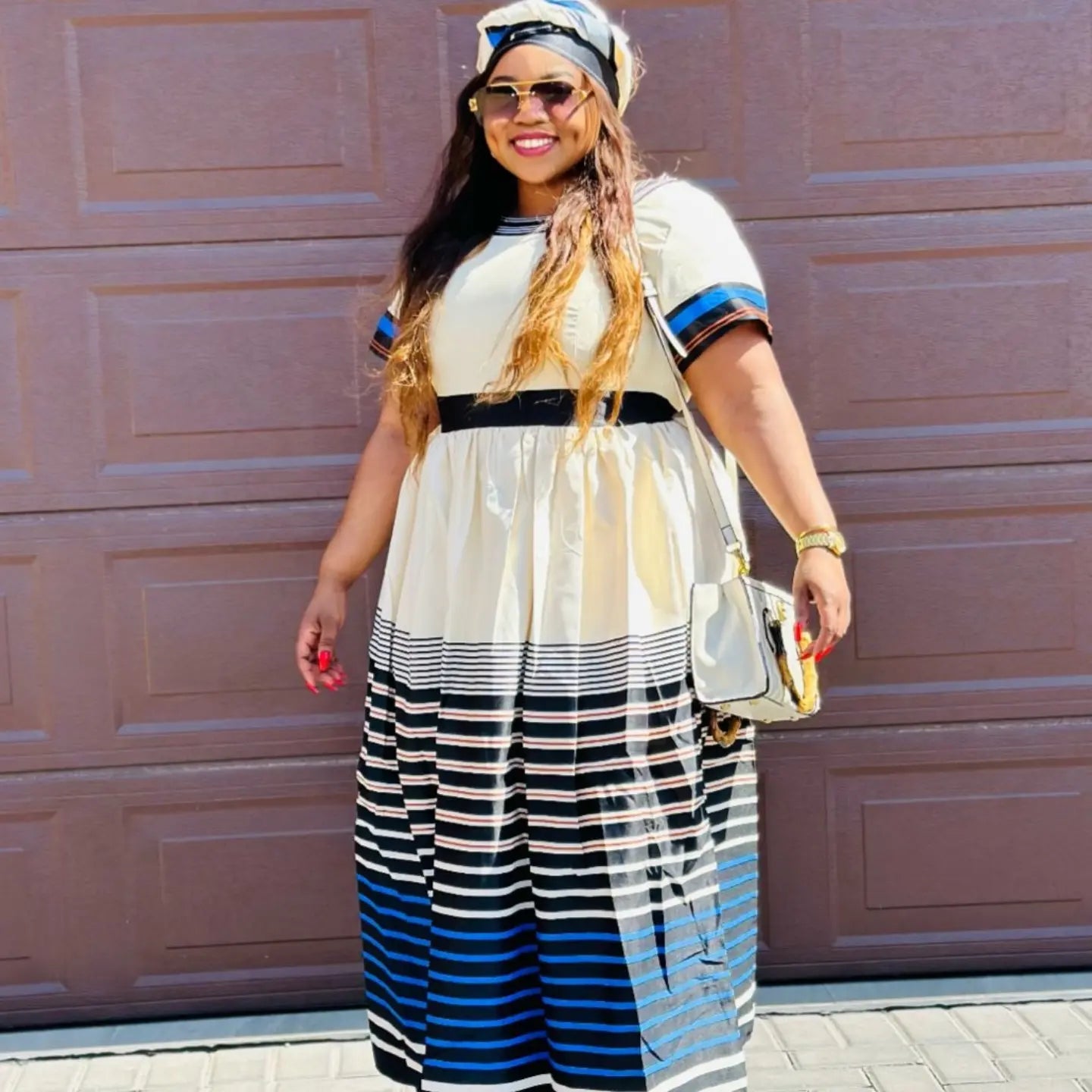 Round Neck Short Sleeves Traditional Dress