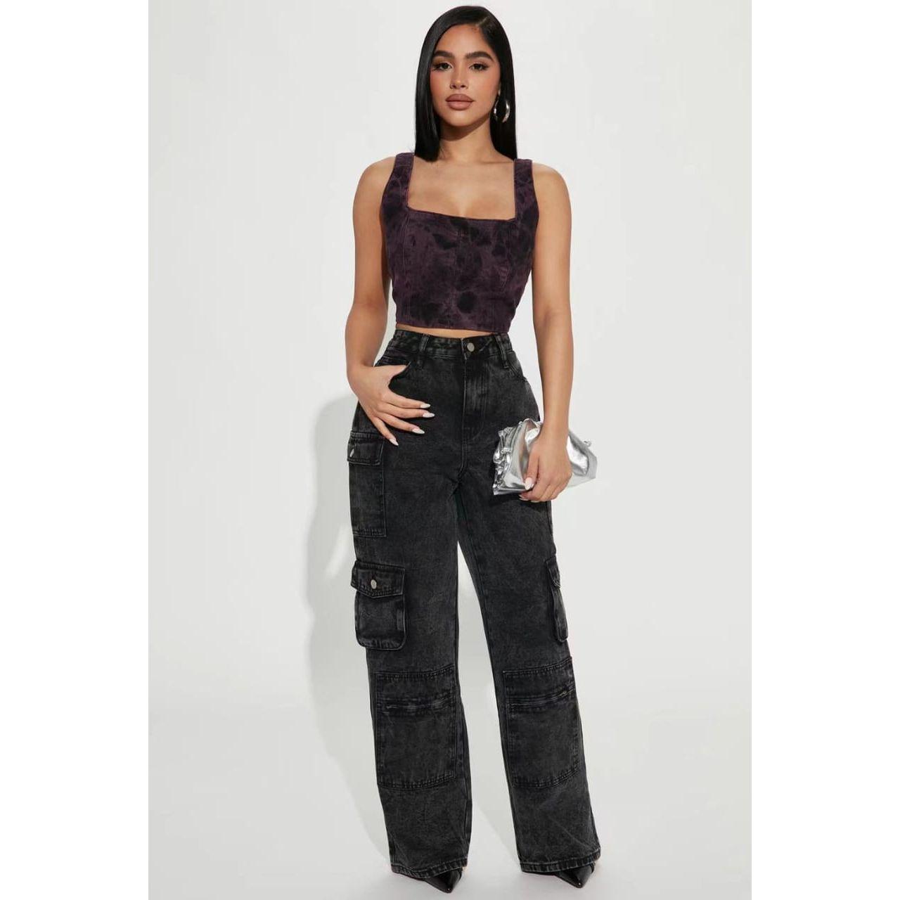 Women's Loose Fit Casual Jeans With Large Flap Pockets.