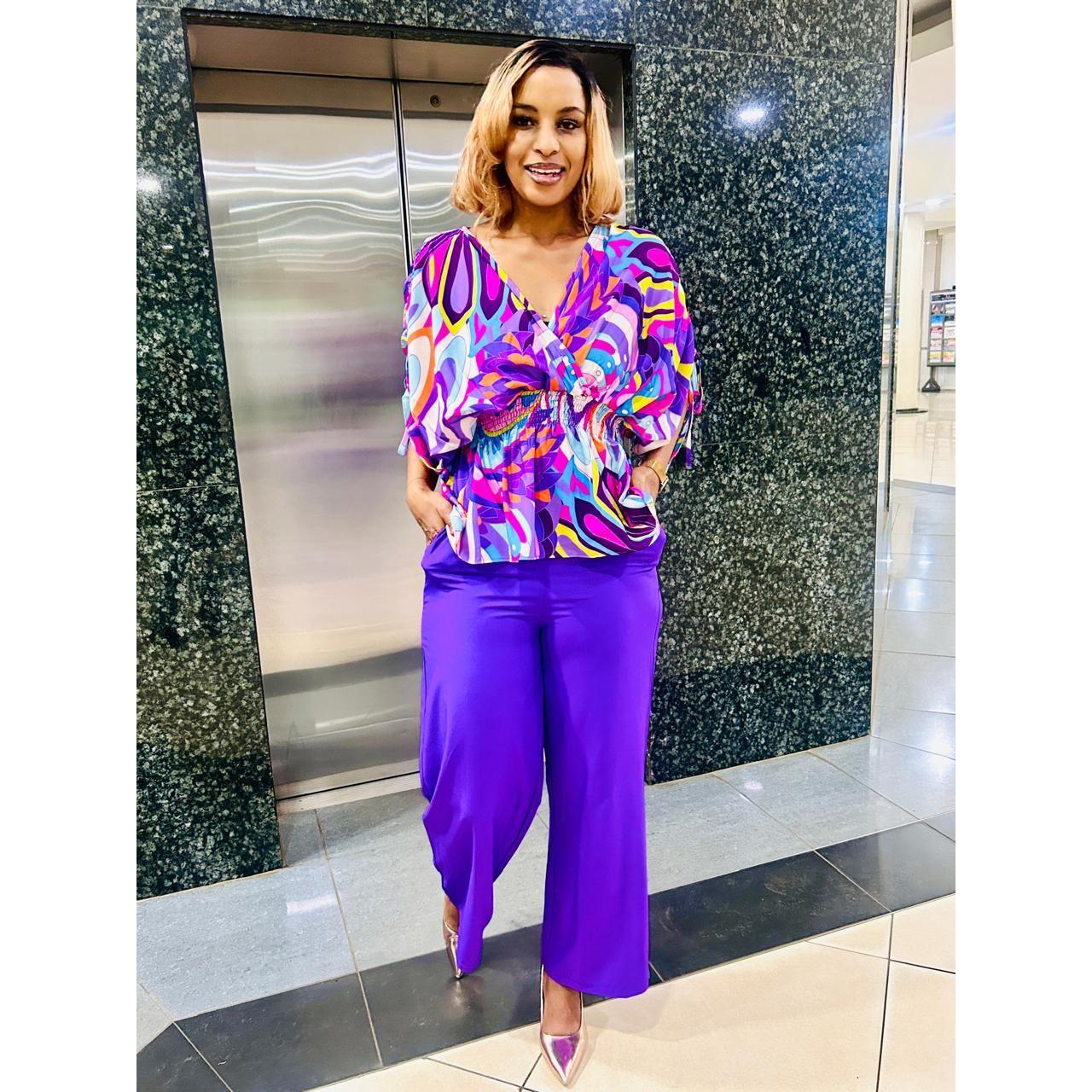 Multicolor Printed Sleeve Knot Side Top & Pants.