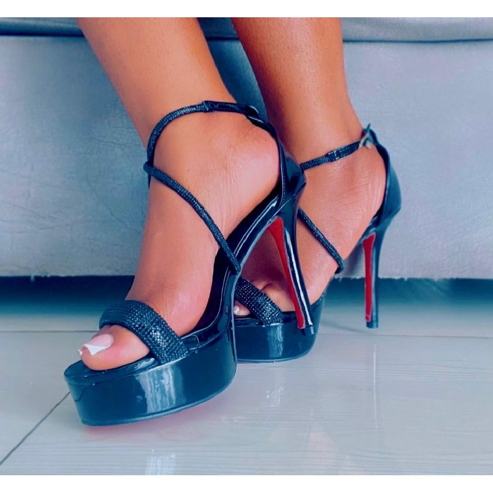 Shiny Stiletto With Thick Diamante Vamp Shoe