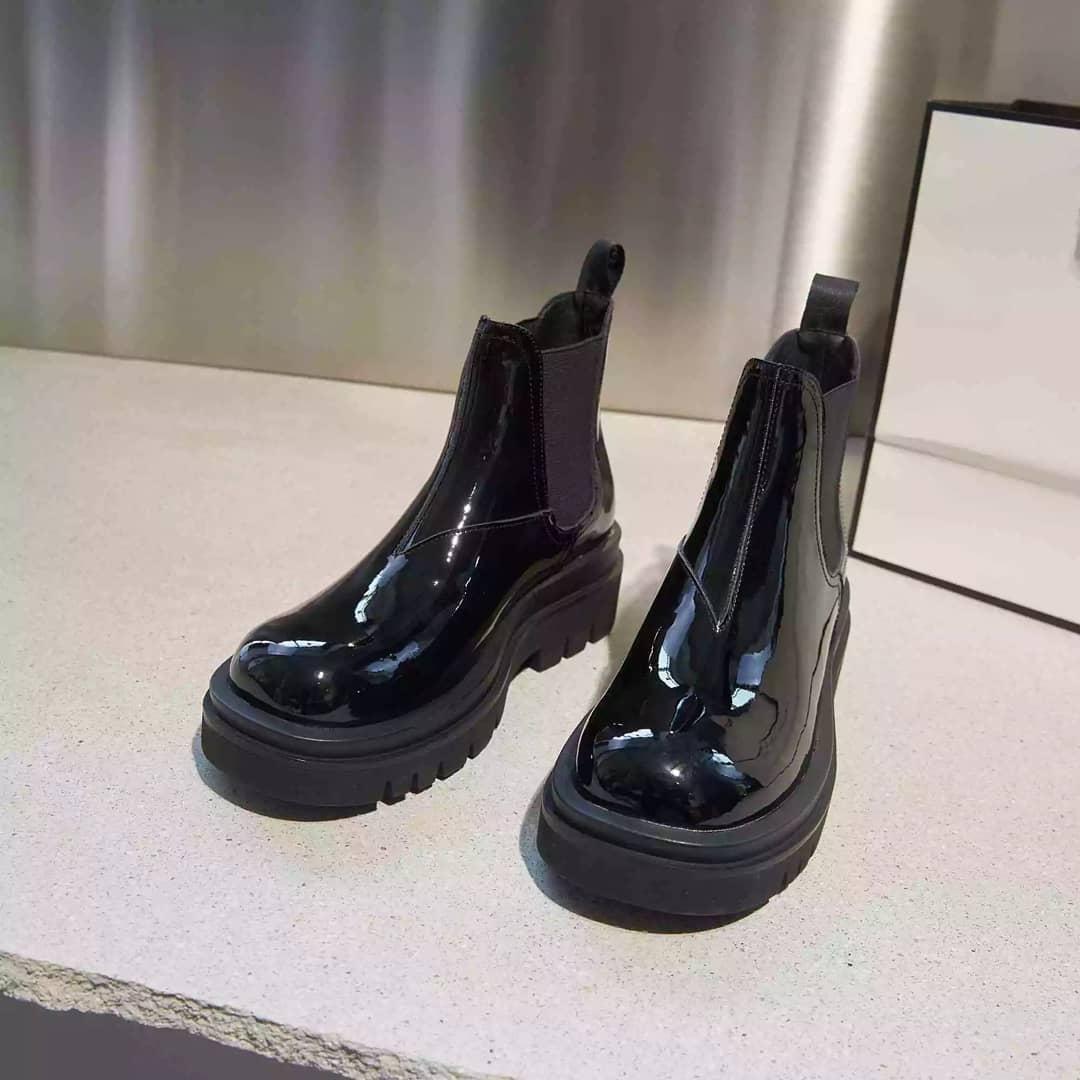 Strong Leather Platform Flat Short Boots