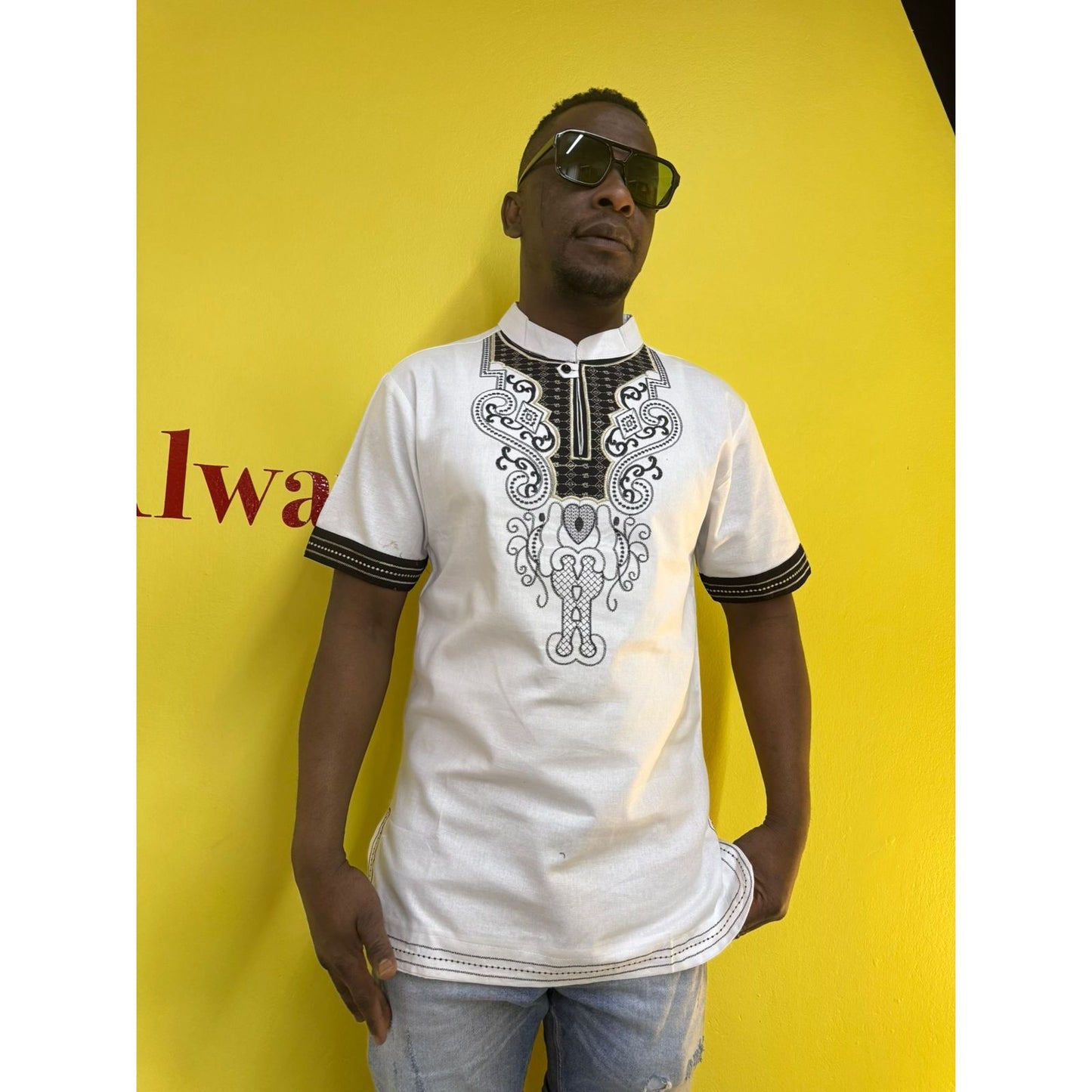 Mens African Vintage Embroidered T-Shirt