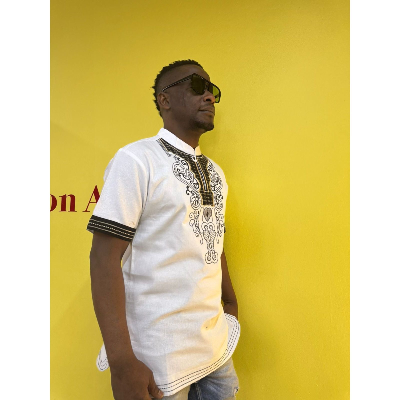 Mens African Vintage Embroidered T-Shirt