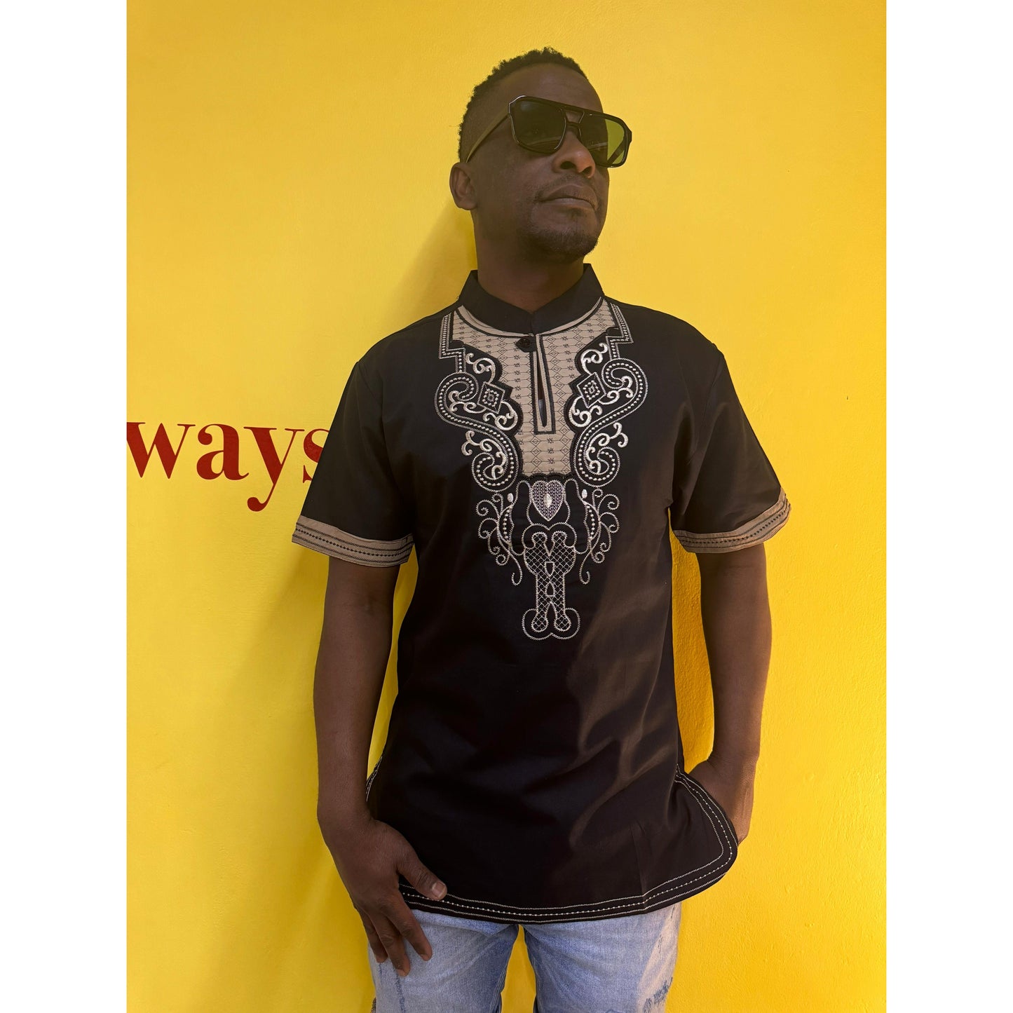 Mens African Vintage Embroidered T-Shirt