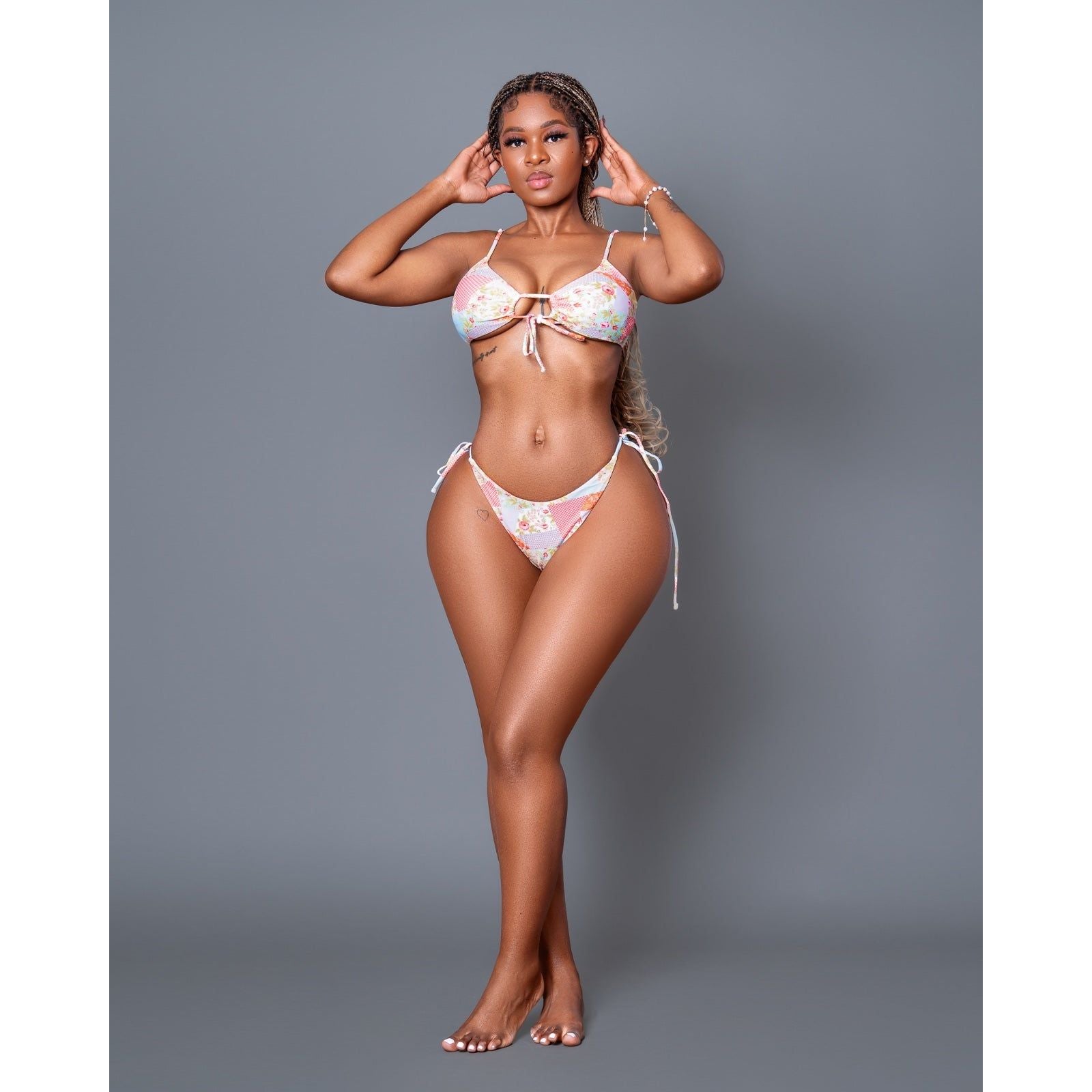 Floral Printed Tie Knot bikini set.