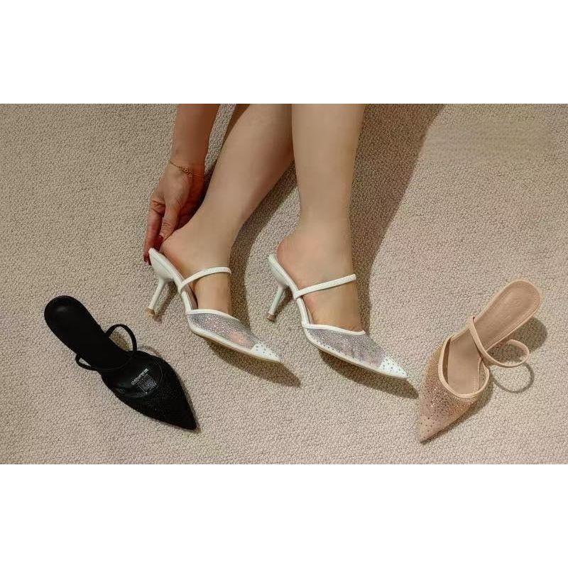 Classic And Elegant Look With Half-Closed Toes