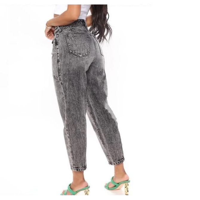 Retro Tapered Black Denim Jeans