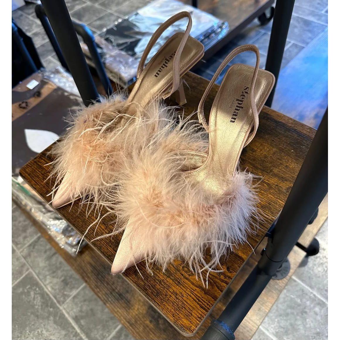 Fluffy Pointed Toe Slingback Pyramid Heel.