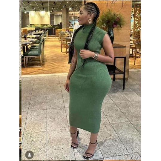 Round Neck Tight Sleeveless Midi Dress.