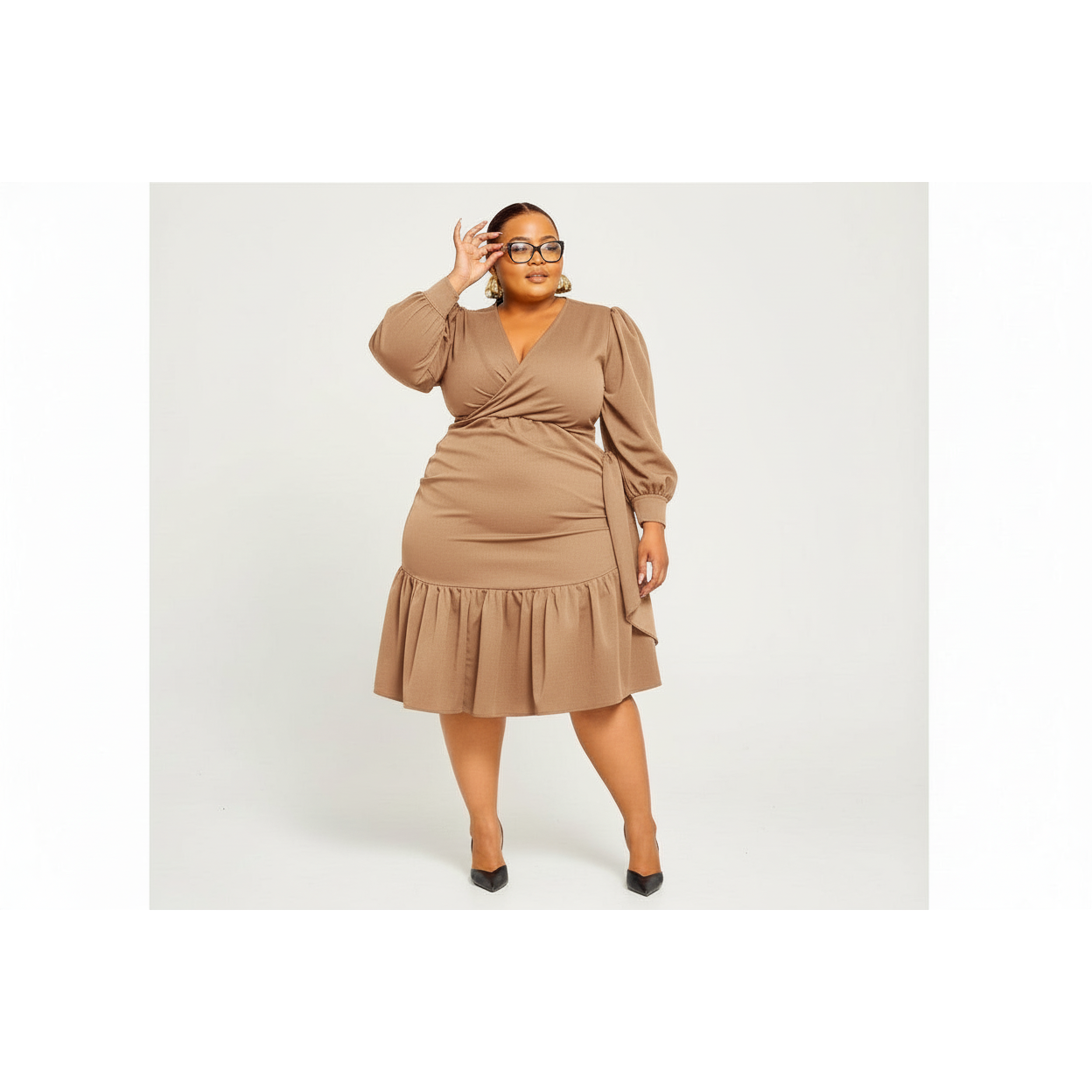 Sexy V-Neck Long Sleeve Bottom Pleated Dress.