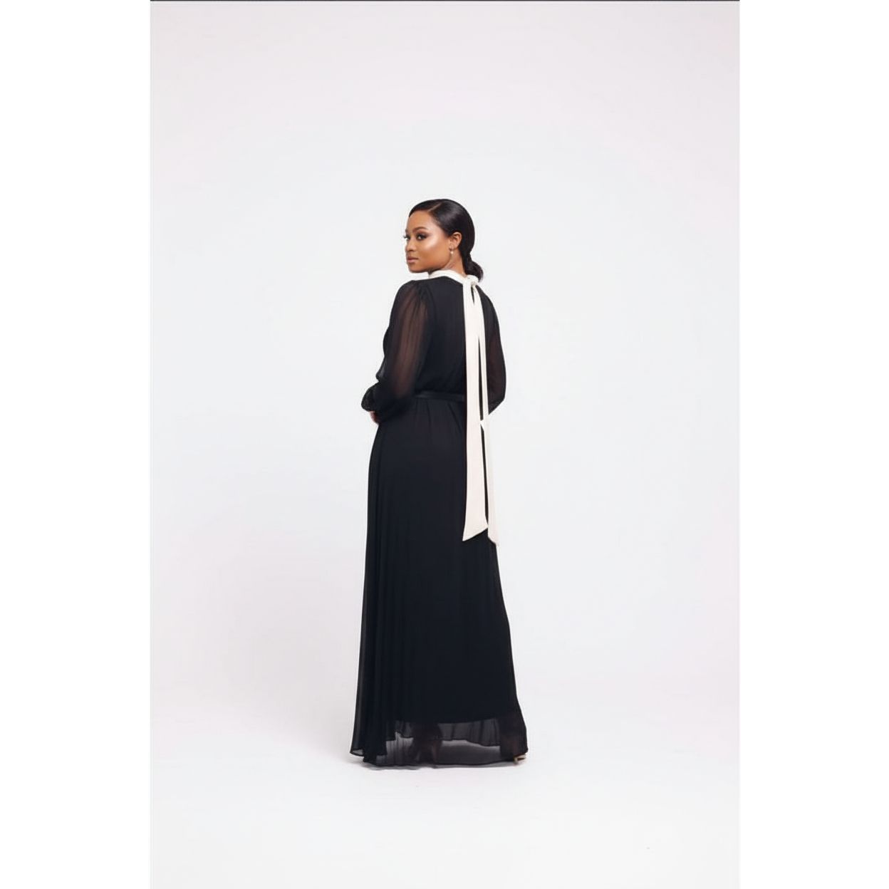 O-Neck Long Sleeve Pleated with Nude Trim Patchwork Dress