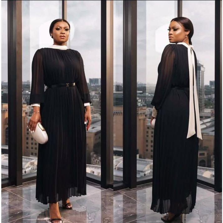 O-Neck Long Sleeve Pleated with Nude Trim Patchwork Dress