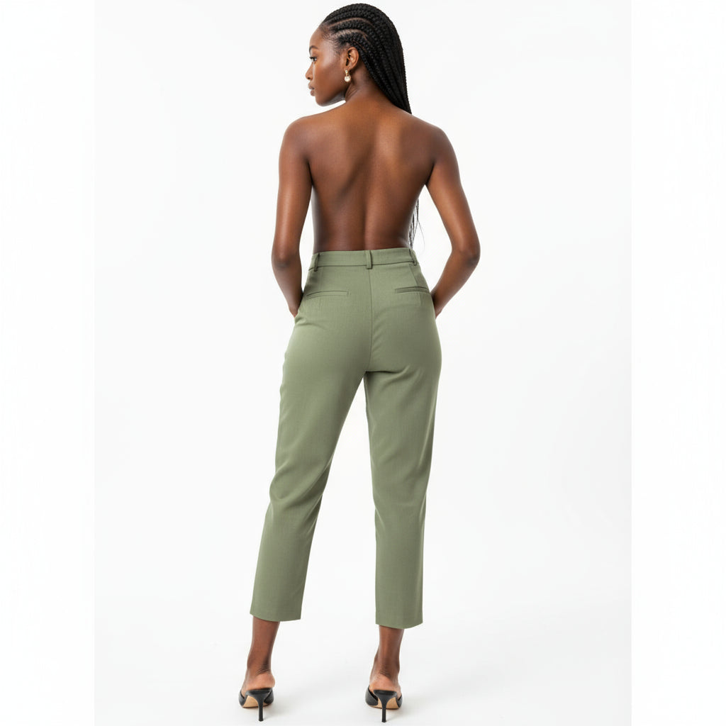 Solid Dual Pockets Cropped Carrot Pants