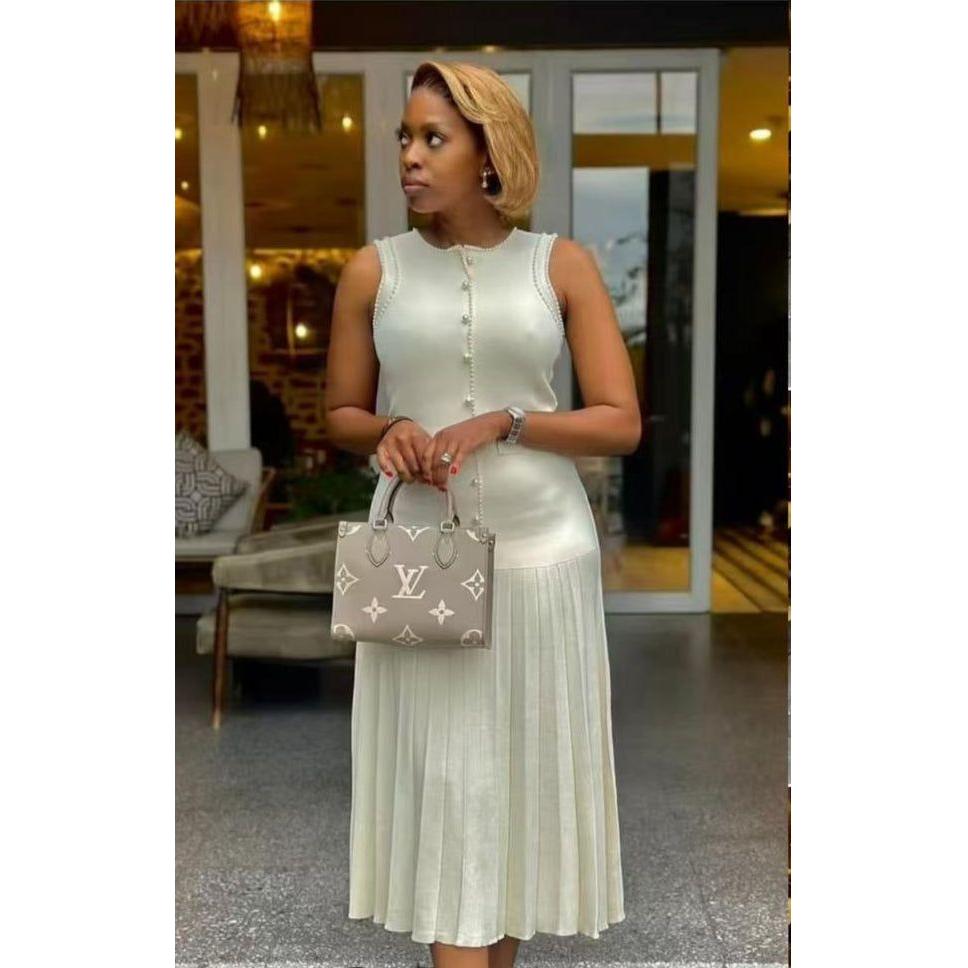 Round Neck Sleeveless Pearls Pleated Dress