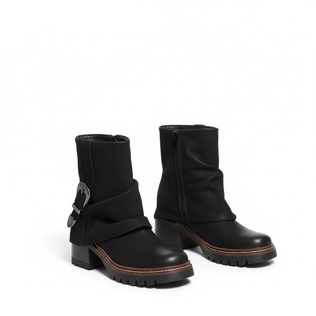 Functional Buckles and Comfortable Boots Fit