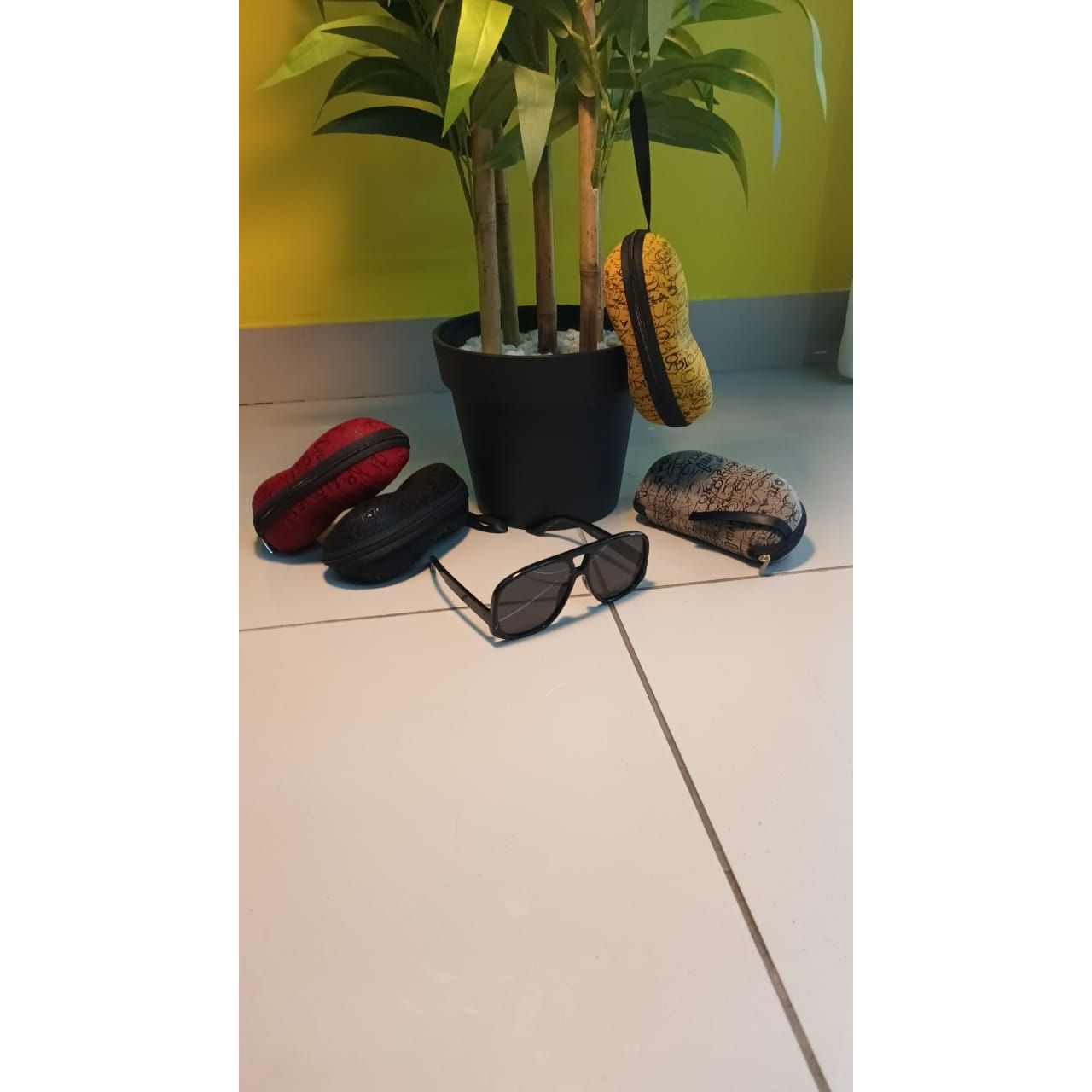 Aviator Sunglasses for Men and Women - UV400 Radiation Protection