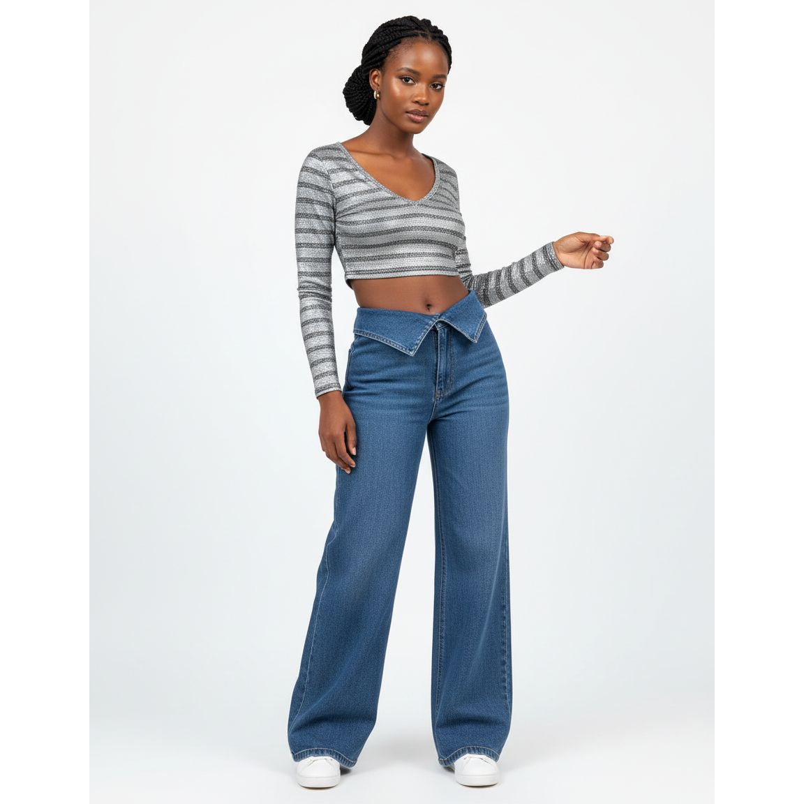 Women's Lightly Washed Cheeky Folded Waistline Jeans