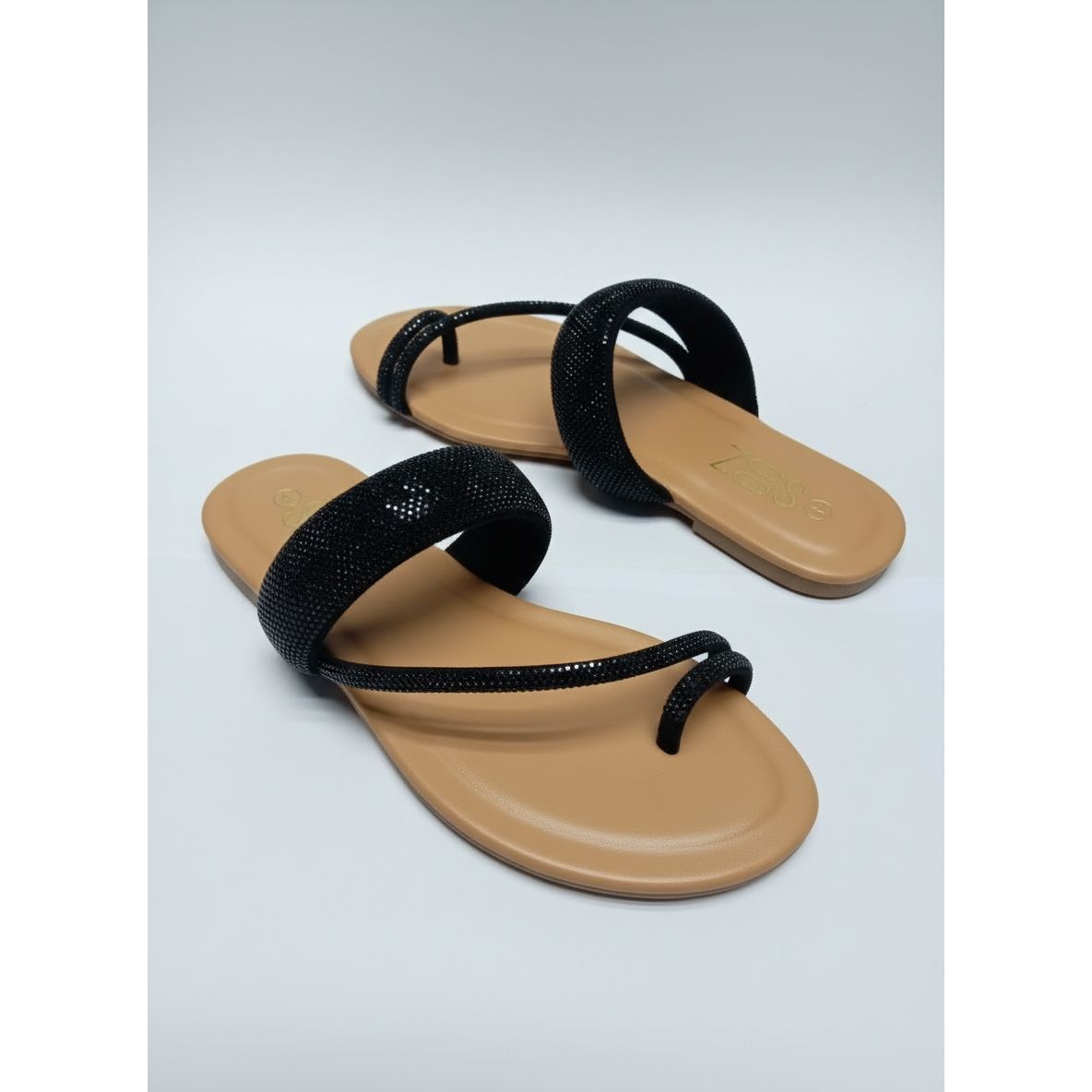 Women's Embellished Toe-Ring Flat Sandals