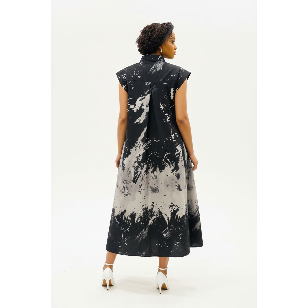 Plus Size Sleeveless Abstract Printed Maxi Dress