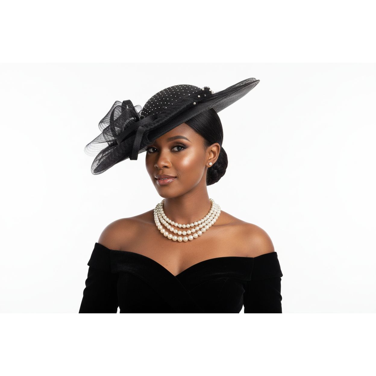 Elegant Mesh & Feathers Sophisticated Hat