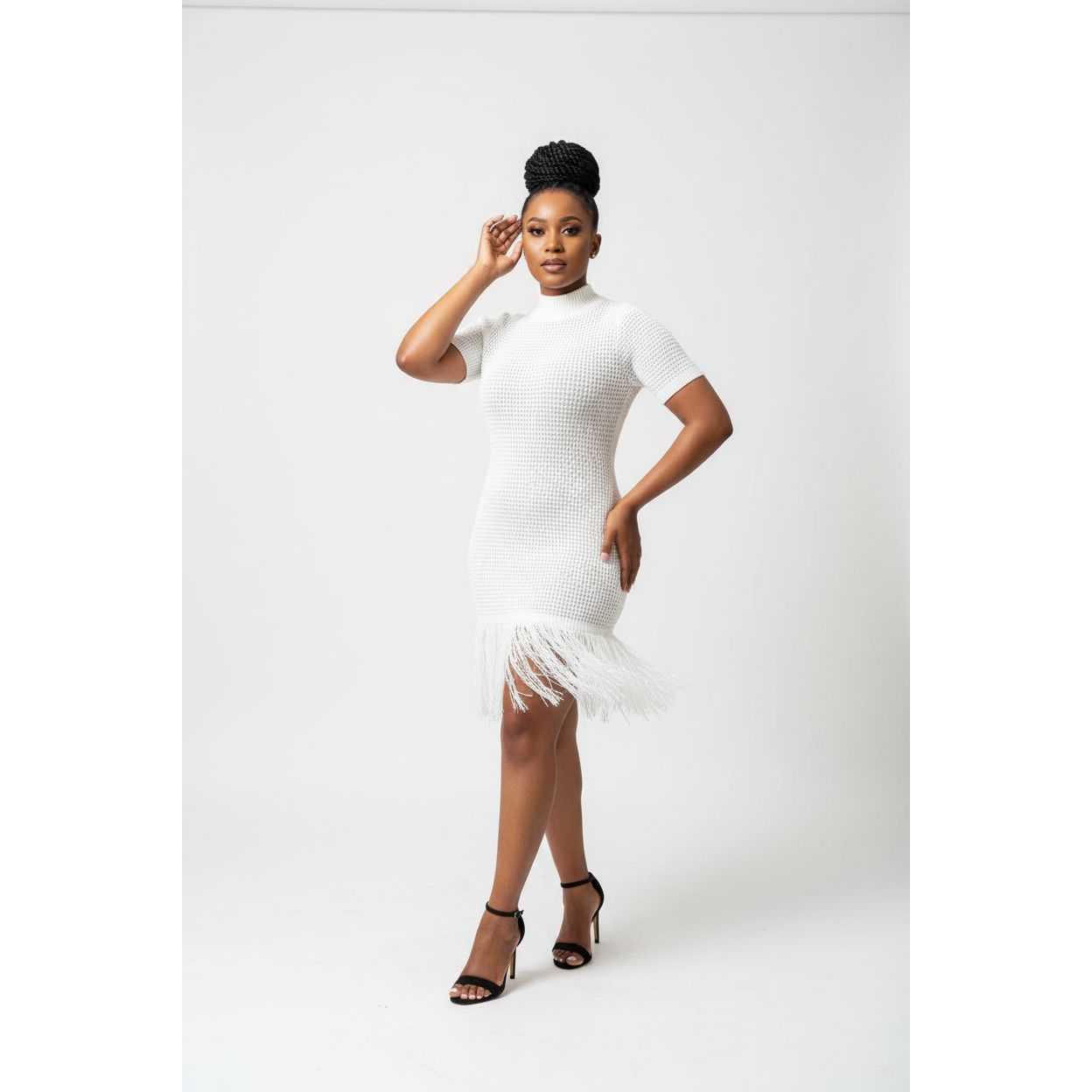 Short-Sleeve Knitted Tassel Mini Dress