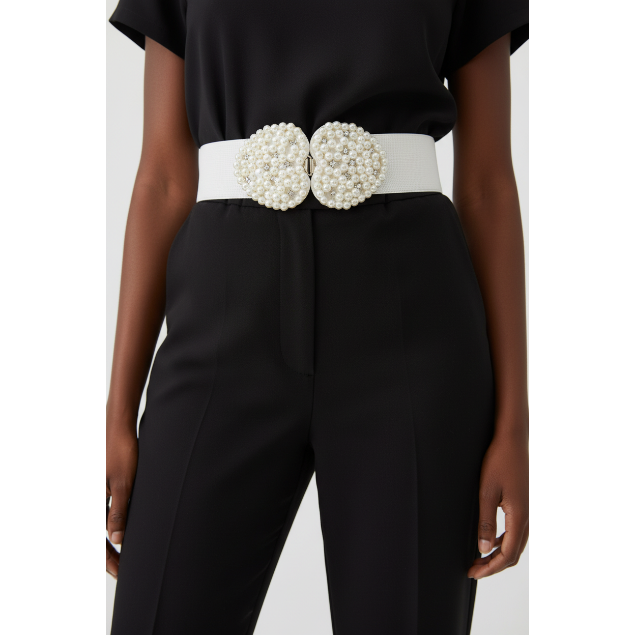 Heart-Shaped Pearls Buckle Belt
