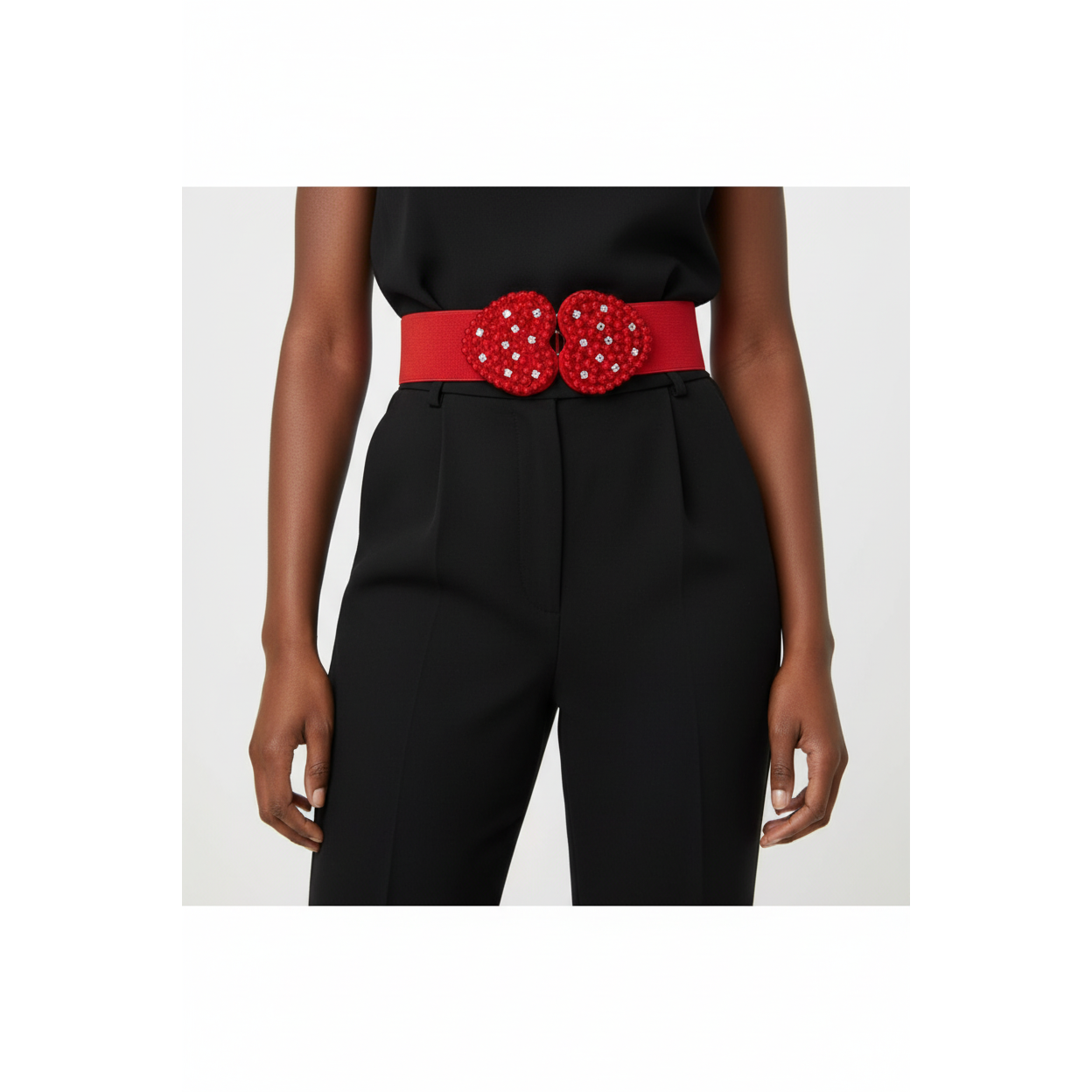 Heart-Shaped Pearls Buckle Belt