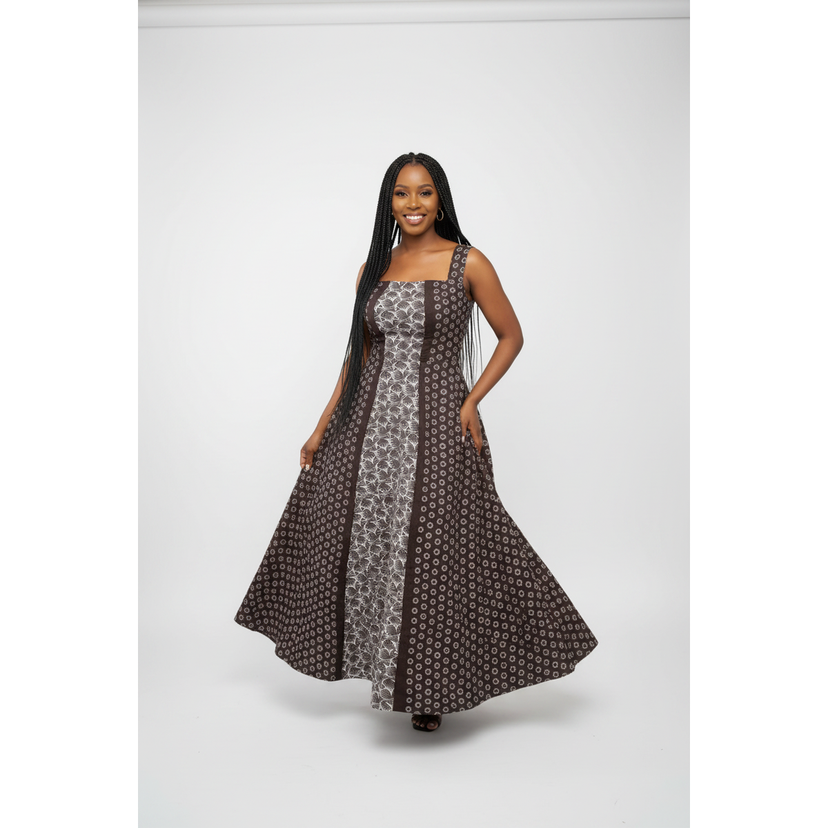 Square-Neck Geometric Panel Shweshwe Maxi Dress – view 2
