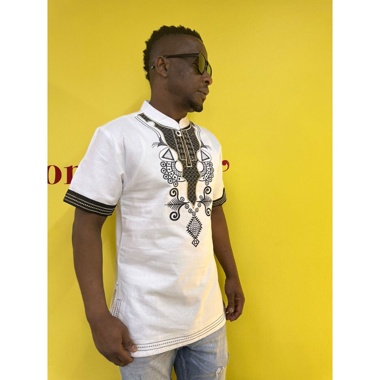 Mens African Vintage Embroidered T-Shirt