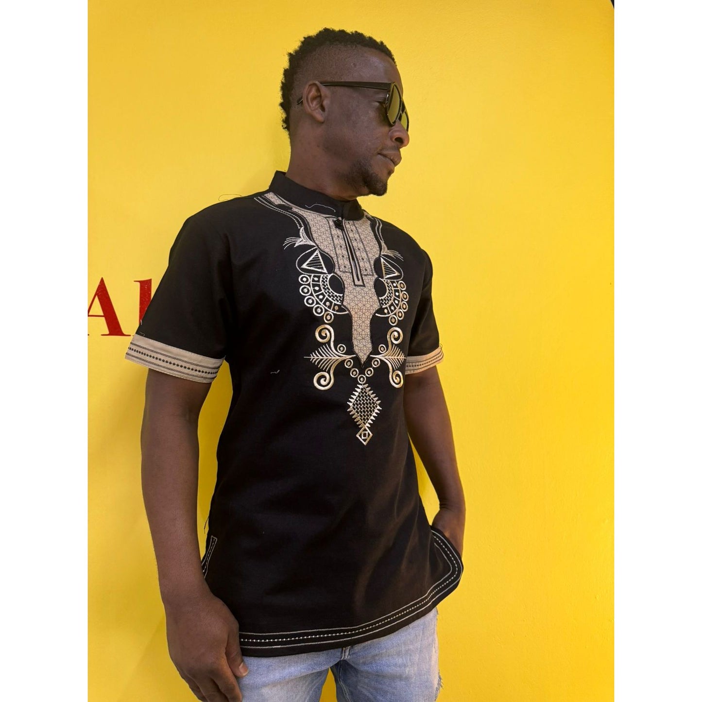 Mens African Vintage Embroidered T-Shirt