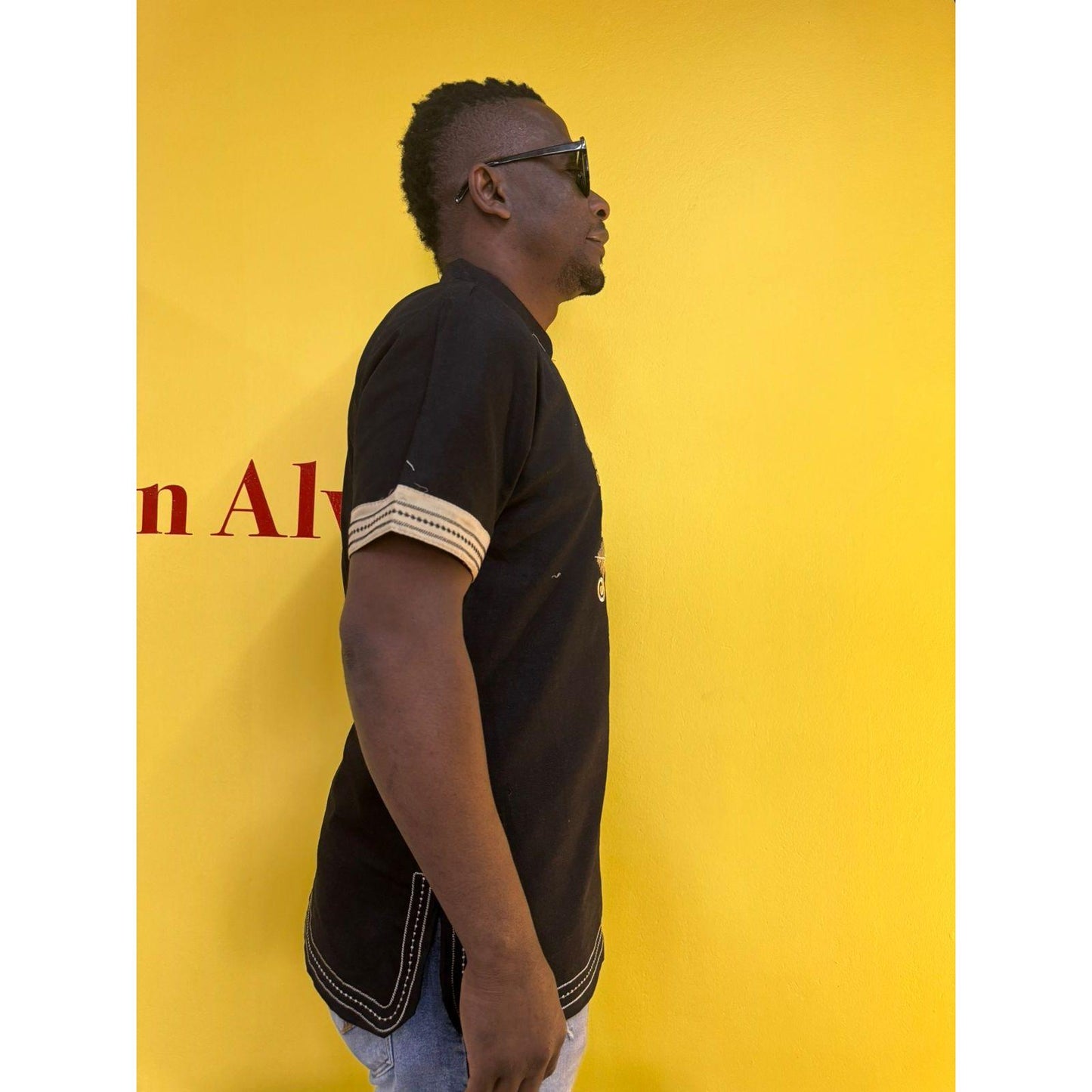 Mens African Vintage Embroidered T-Shirt