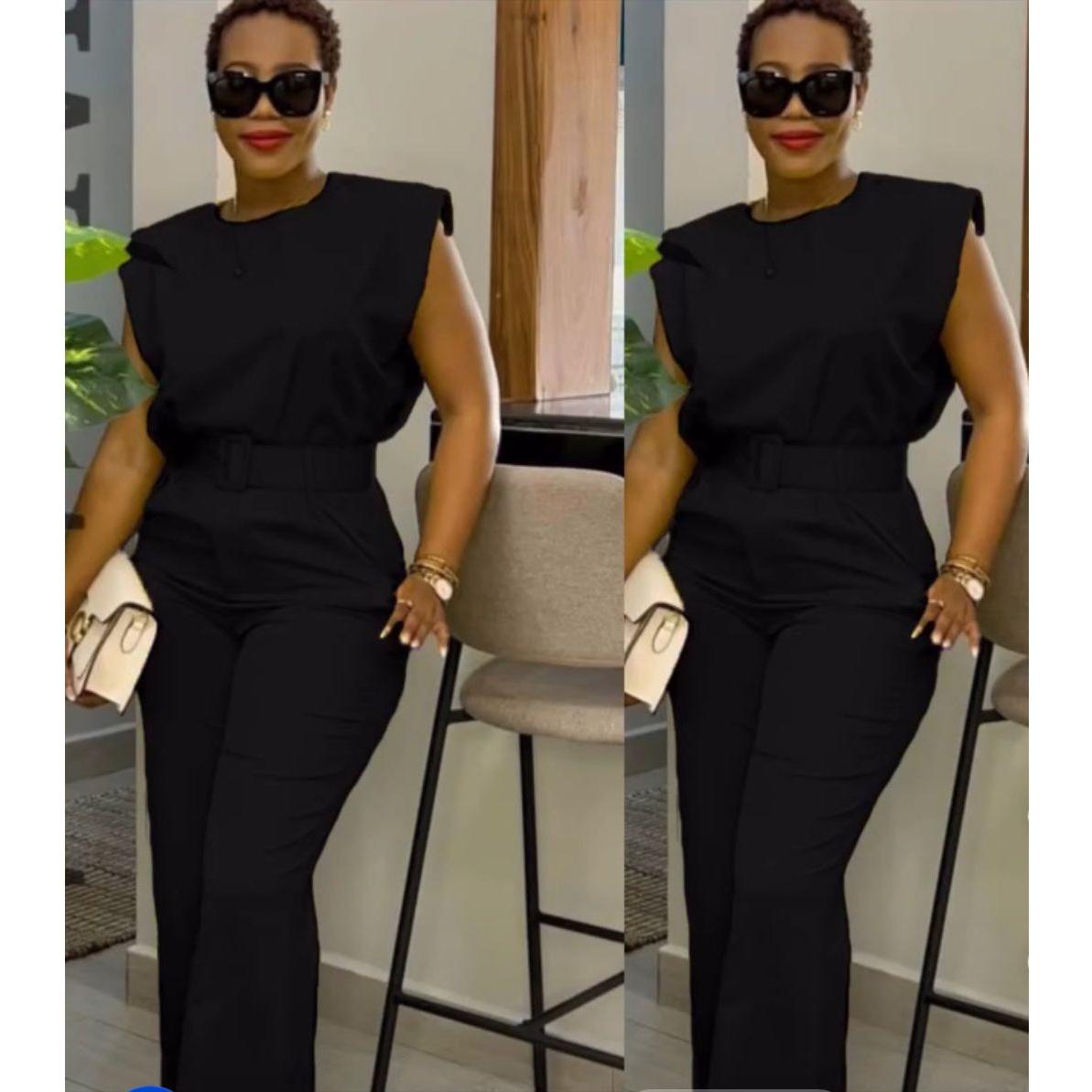 Sleeveless Round Neck Top & Trousers set.